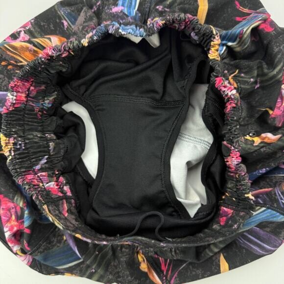 LULULEMON Hotty Hot Low-Rise Lined Short 4" Size 2 Veiled Floral Black Multi - Picture 7 of 7